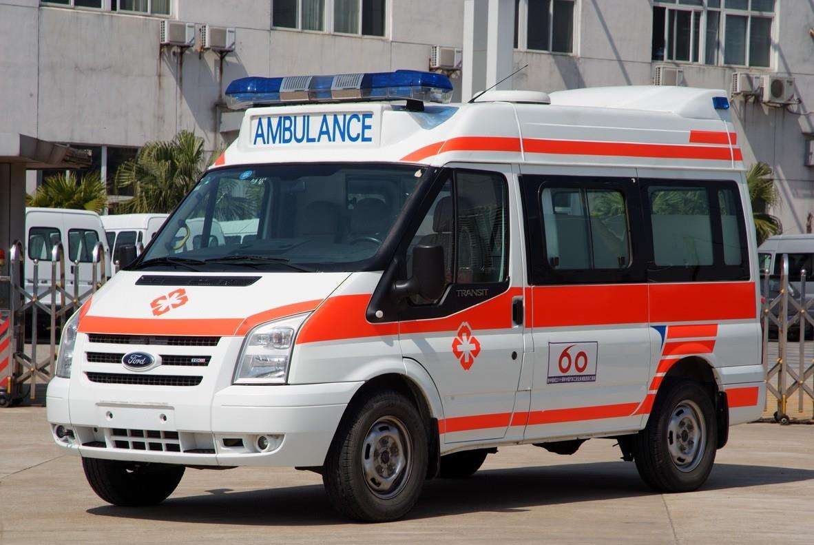 新疆跨省救护车出租电话