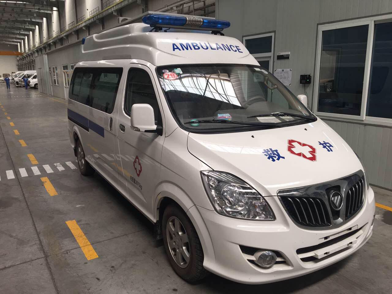 伊犁哈萨克转院救护车出租公司